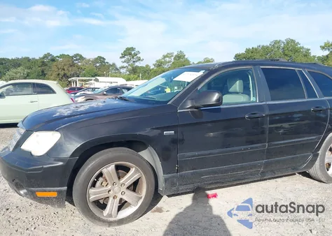 2008 Chrysler Pacifica Touring z USA, uszkodzony, nr VIN 2A8GM68X58R609120